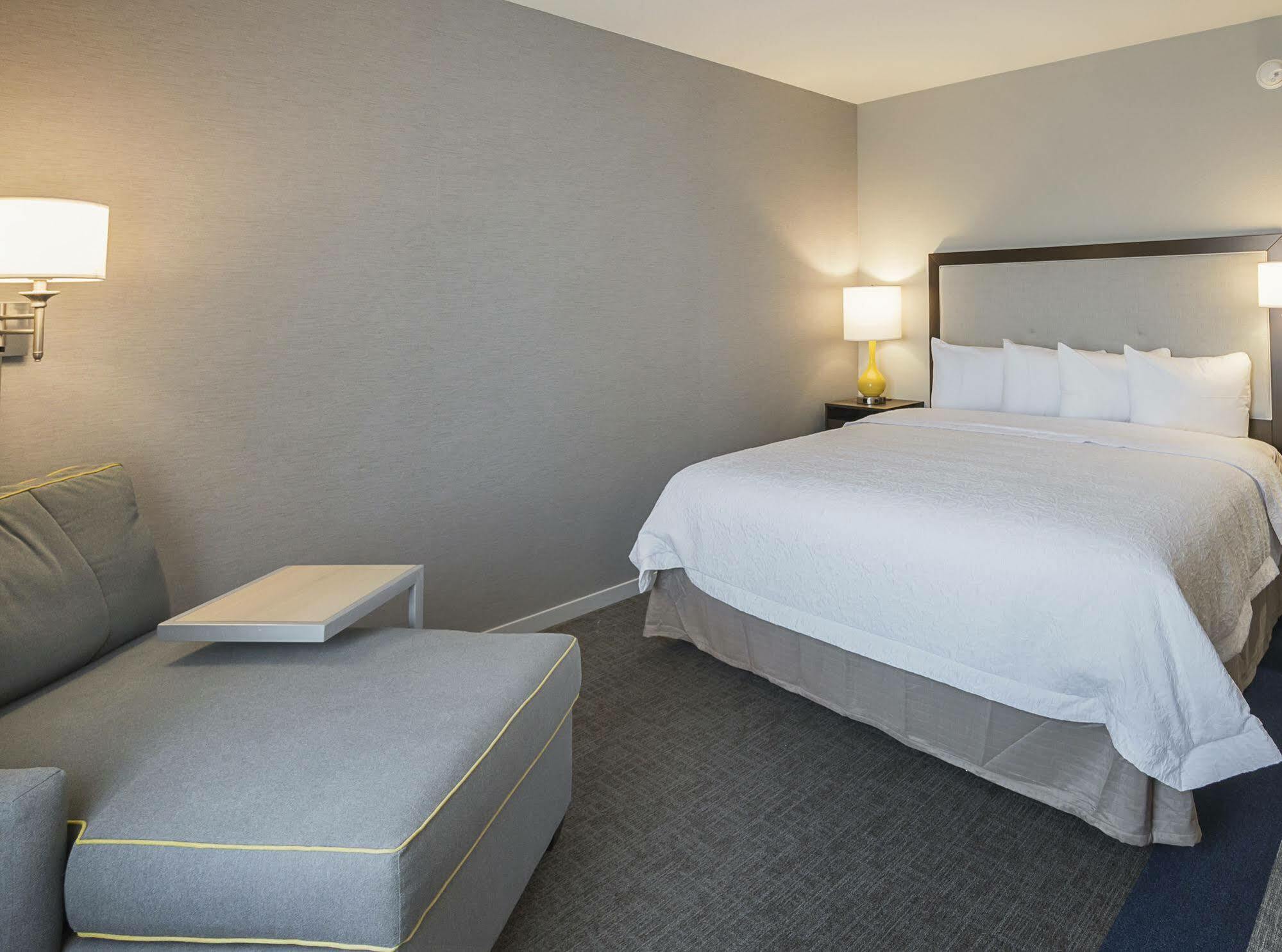 Hampton Inn & Suites-Dallas/Річардсон Екстер'єр фото